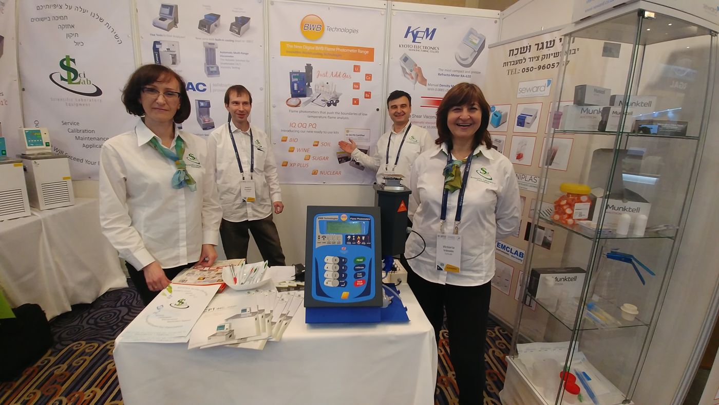 SciLab staff at stand